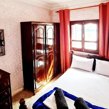 2 Bedrooms Flat And Rooftop ทากาเซาท์ ภายนอก รูปภาพ
