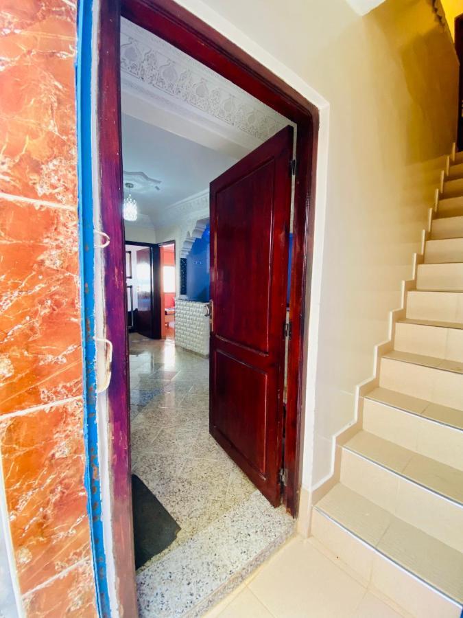 2 Bedrooms Flat And Rooftop ทากาเซาท์ ภายนอก รูปภาพ